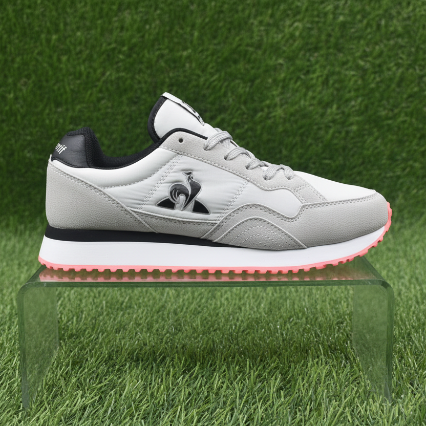 Classic Casual Sneakers – Lightweight Everyday Trainers with Cushioned Sole