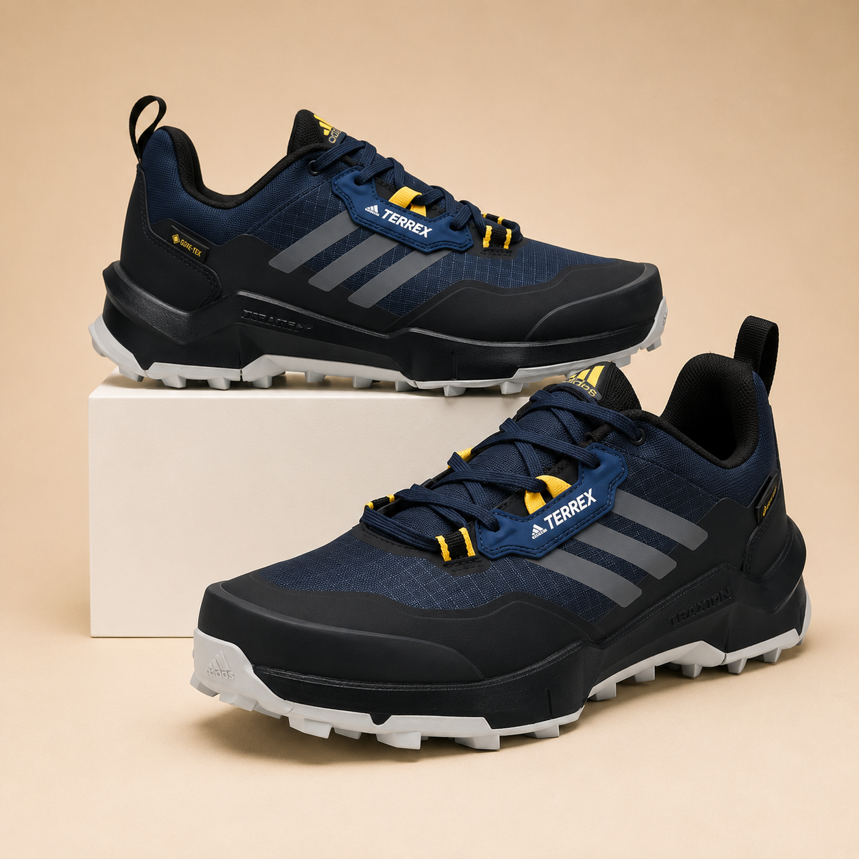 Navy mesh upper with black overlays & yellow accent detailing